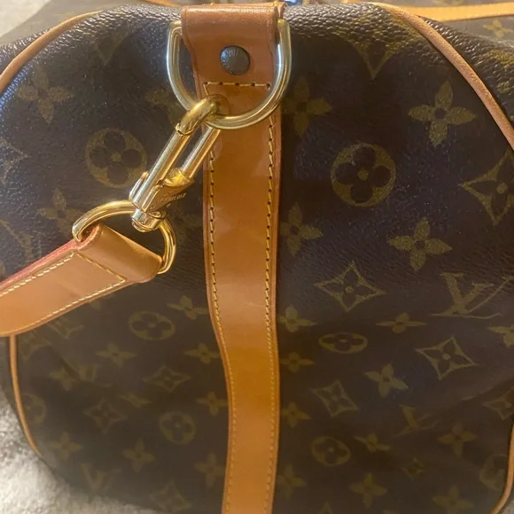 Auth Louis Vuitton Keepall Bandouliere 55 Monogram Boston Bag - Picture 4 of 9
